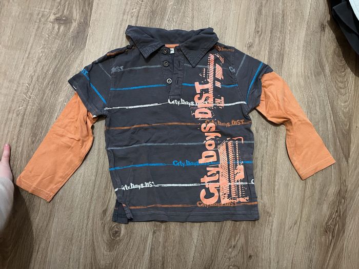 Polo manches longues enfant – City Boys 👕 Taille : 3 ans / 36 mois Très bon état