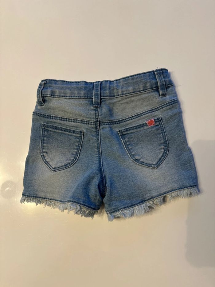 Short jean 3 ans - photo numéro 2