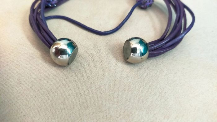 Bracelet multi-rangs violet avec perles strassées - Collection Reflets de Lavande - photo numéro 3