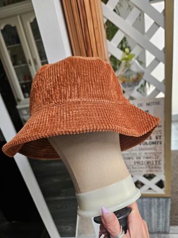 Pieces chapeau Bob côtelé velours