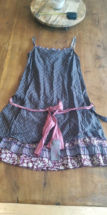 Petite robe bretelles d'été.