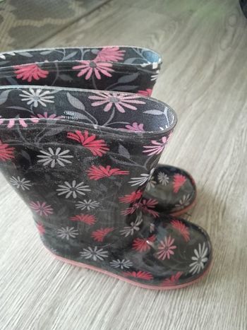 Bottes en plastique très jolie