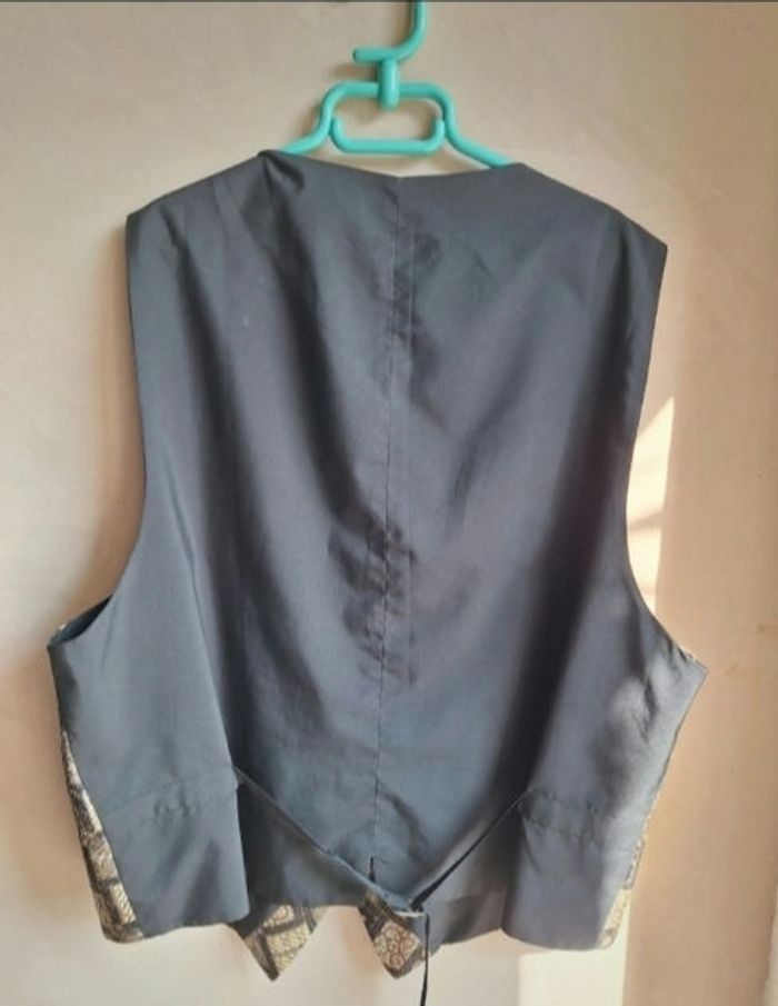 Veste sans manches - photo numéro 2