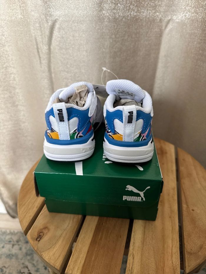 Baskets Puma bébé blanches neuves – Taille 20 (US 4 / UK 4 / FR 20) - photo numéro 4