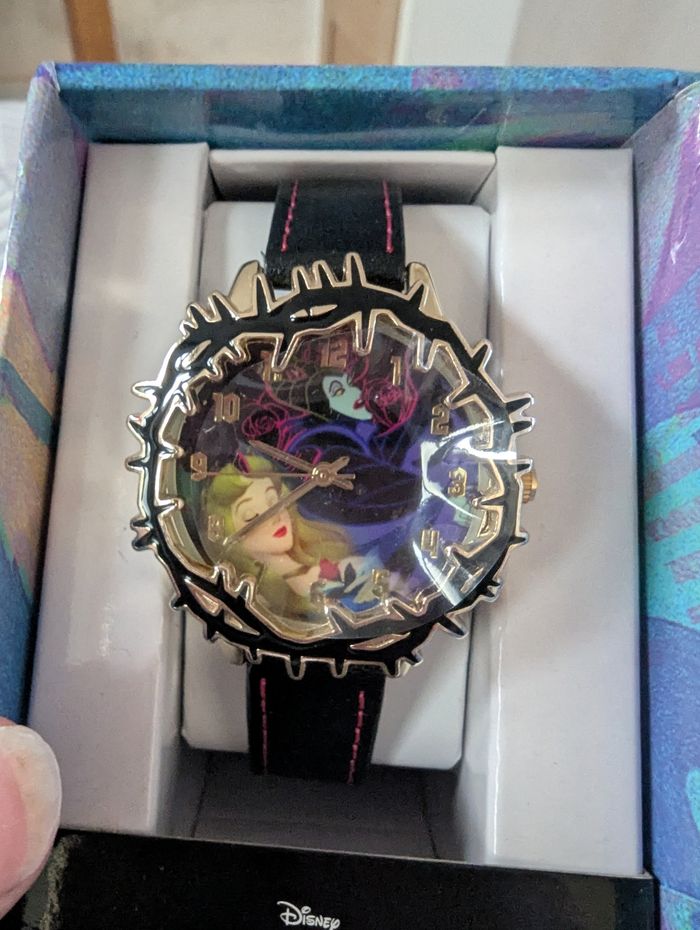 Montre la belle au bois dormant neuf - photo numéro 4