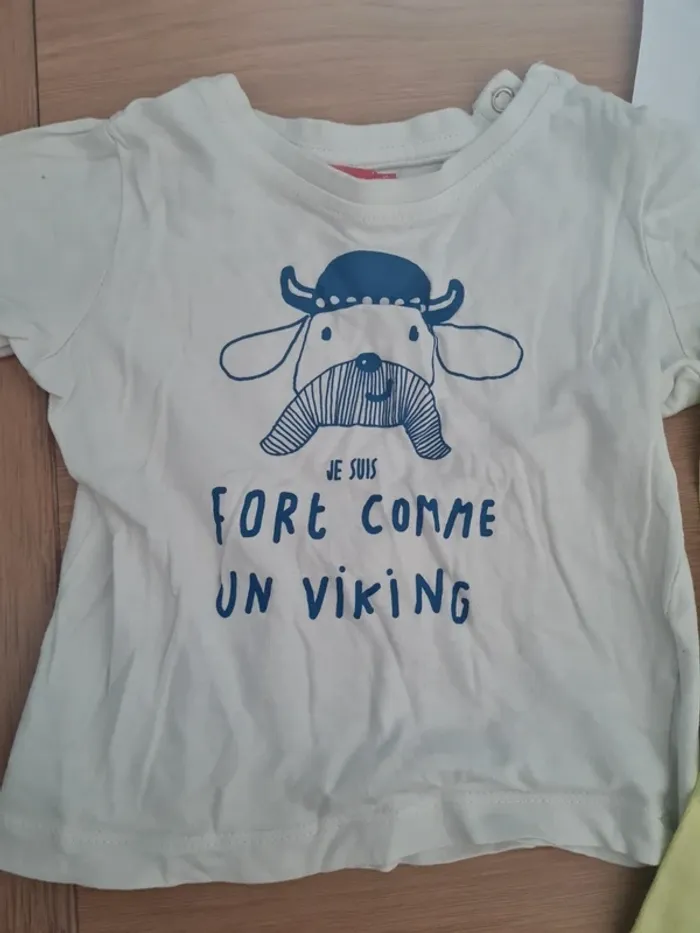 3 tee-shirts manches courtes 2 ans - photo numéro 4