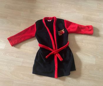 Robe de chambre en velours taille 4/5 ans CARS