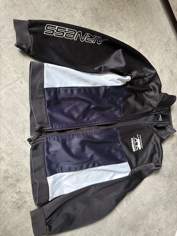 Veste jogging 8 ans 