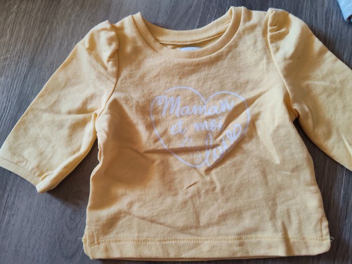 Pull jaune - 3Mois