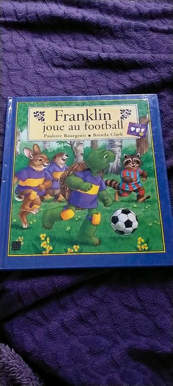 Livre "Franklin joue au football"