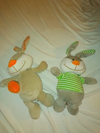 Lot de 2 Peluches Lapins