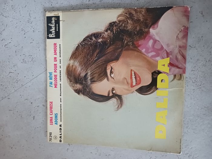 Luna Caprese  Dalida disque vinyl 45 T