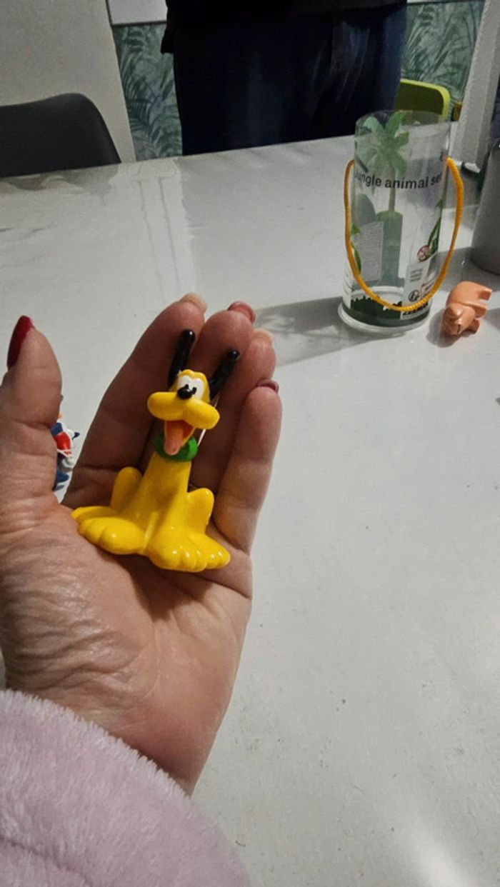 Figurine plutôt disney - photo numéro 2