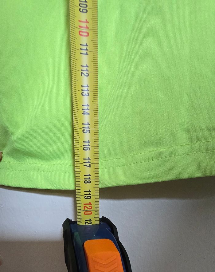 Robe noire et fluo - photo numéro 3