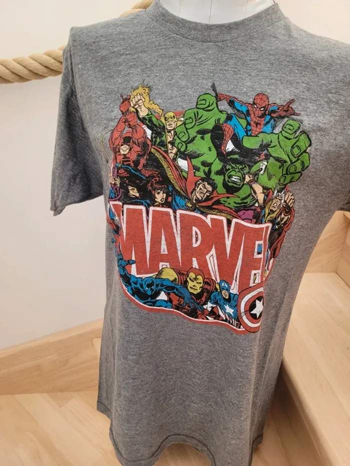 T-shirt homme neuf Marvel taille M - photo numéro 4