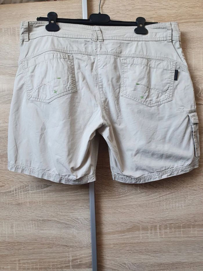 Short taille 46 - photo numéro 2