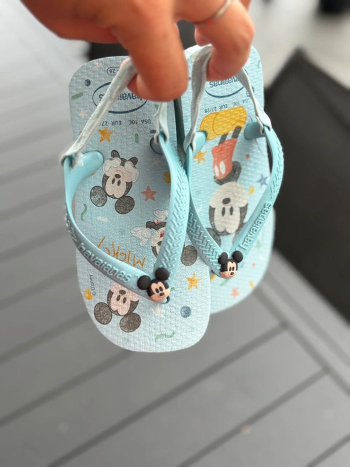 Tongs Mickey x Havaianas T.25/26 - photo numéro 6