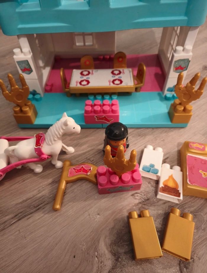 Piece pour  château princesse  lego - photo numéro 2
