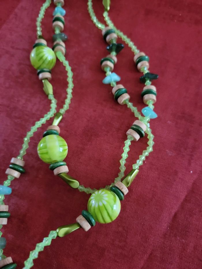 Grand collier vert - photo numéro 2