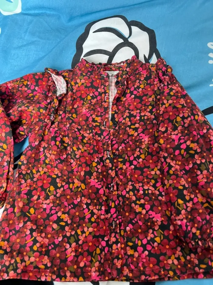 Chemise fleurie 5 ans - photo numéro 2