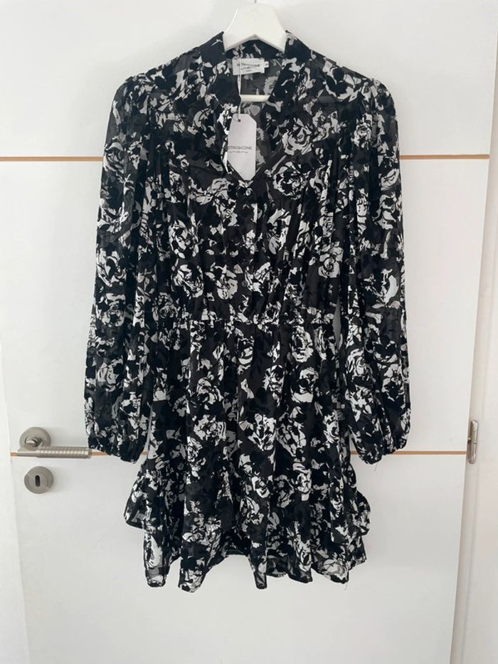 Robe noire fleurie S