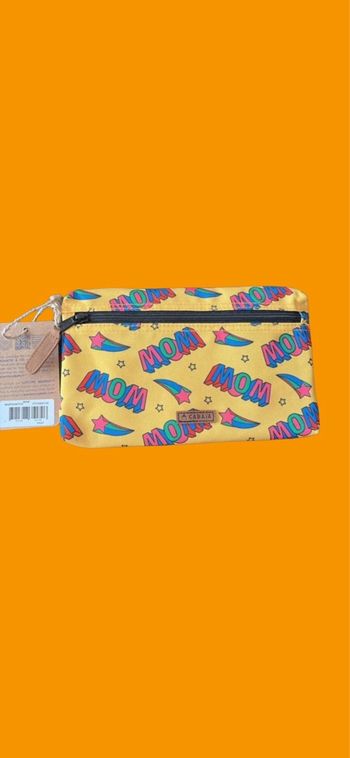 Pochette Cabaia MOM