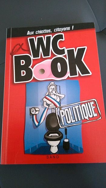 Livre aux chiottes citoyens WC book politique