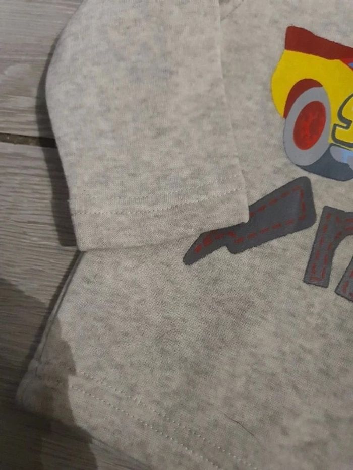 Pull disney neuf 12 mois - photo numéro 4