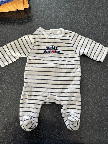 Pyjama taille 1 mois