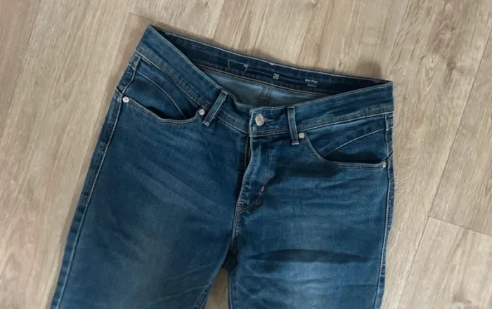 Levi’s jeans mid rise skinny bleu Taille US W.28, L.32/ FR 38. - photo numéro 2
