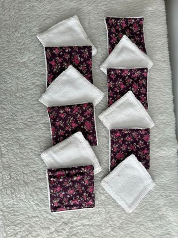 Grande lingette blanche fleurie 