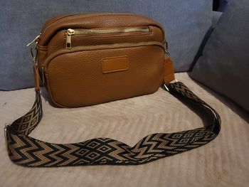 Superbe sac en bandoulière ~~ Neuf