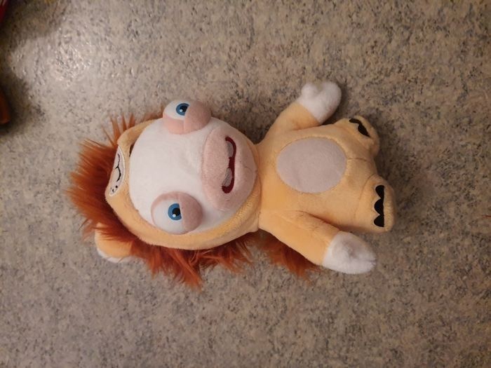 Peluche lapin crétin