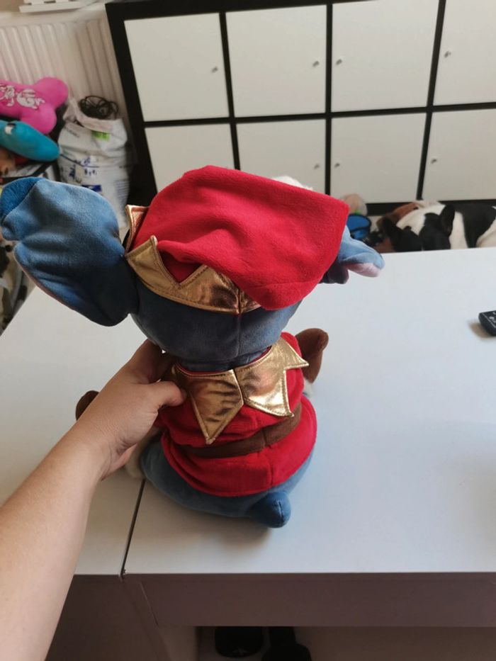 Peluche Stitch Disney Elfe de Noël - photo numéro 3