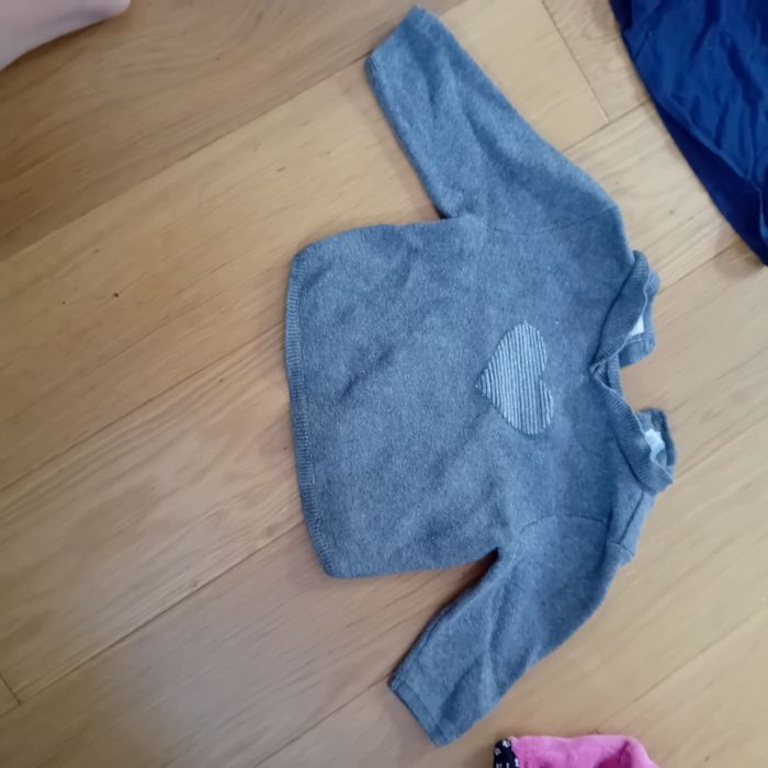 Pull vestes 6 mois - photo numéro 8
