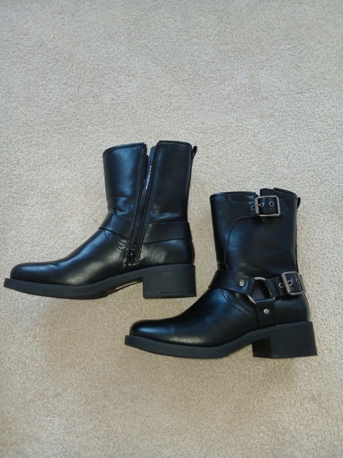 Bottines - photo numéro 2