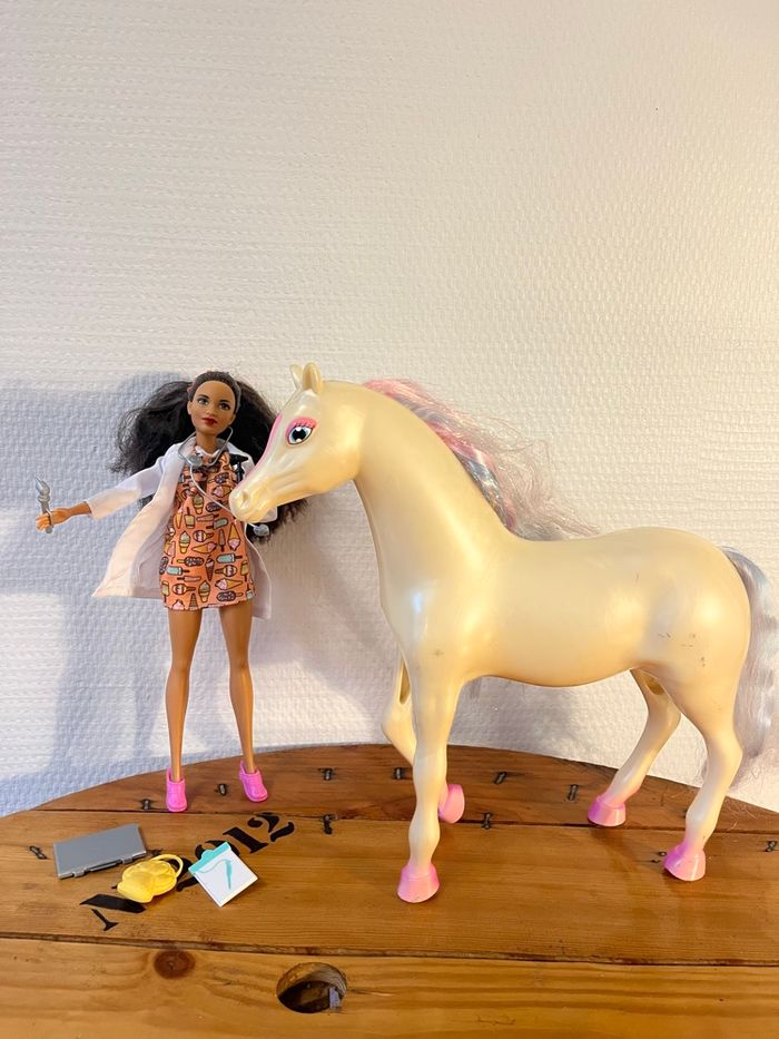 Barbie veterinaire - photo numéro 2