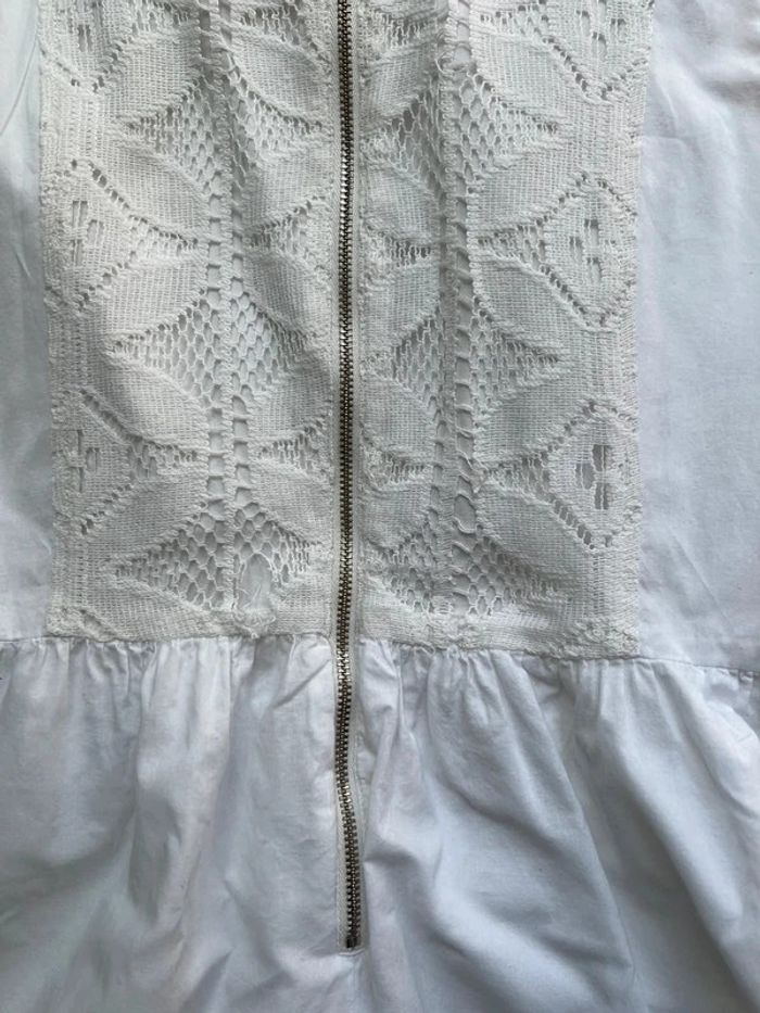 Robe blanche tommy Hilfiger très joli très bon état taille 164cm/ 14 ans - photo numéro 5