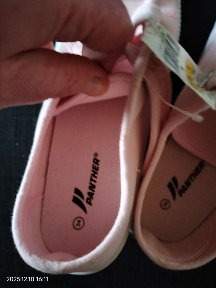 Chaussures fille rose taille 34 neuve - photo numéro 5