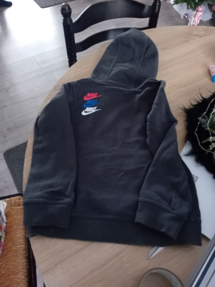 Sweat a capuche⁶ - photo numéro 4