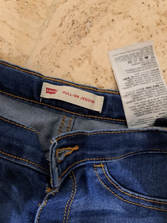 Jean Levi's fille 10 ans - photo numéro 2