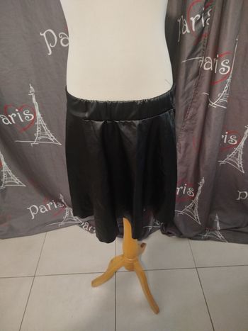 jupe noir taille M