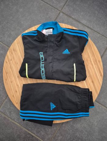 Joli survêtement Adidas predator 2 ans