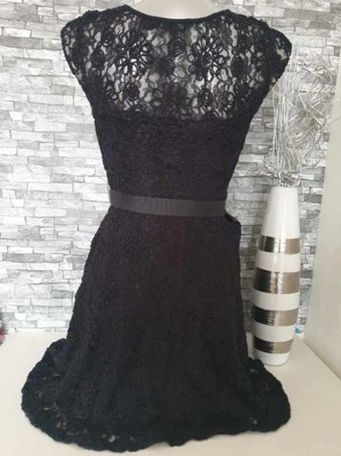 Robe dentelle Morgan Taille S - photo numéro 2
