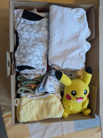 Coffret de naissance "premier jour" garçon prêt à offrir, vêtements + peluche