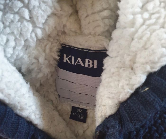 💚 Gilet en tricot à capuche 'oreilles'
9 mois Kiabi #emyfleury_9moisgarçon - photo numéro 6
