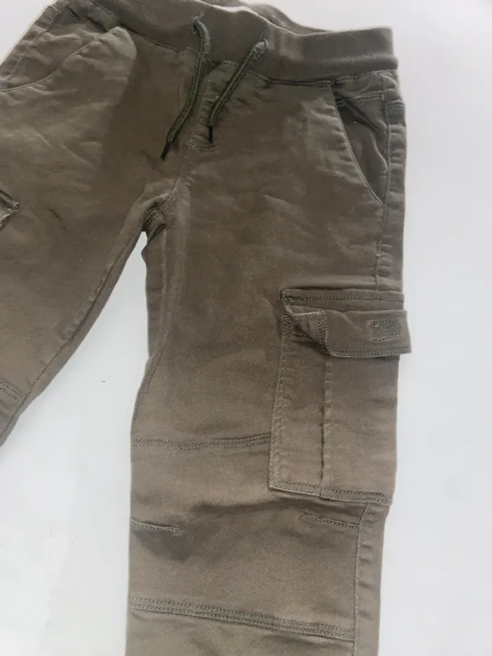 Jeans vert à capuche - photo numéro 2