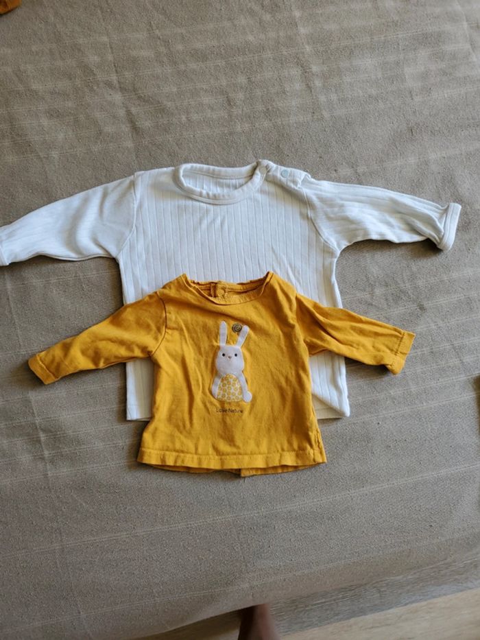 Lot haut 3 mois - photo numéro 3