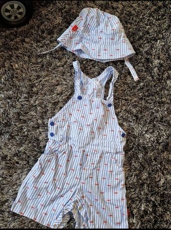 Combi short et chapeau petit bisou