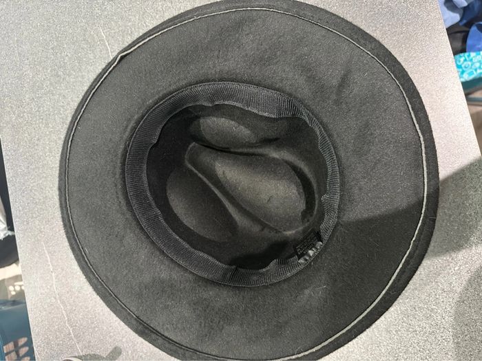 Petit chapeau noir - photo numéro 2